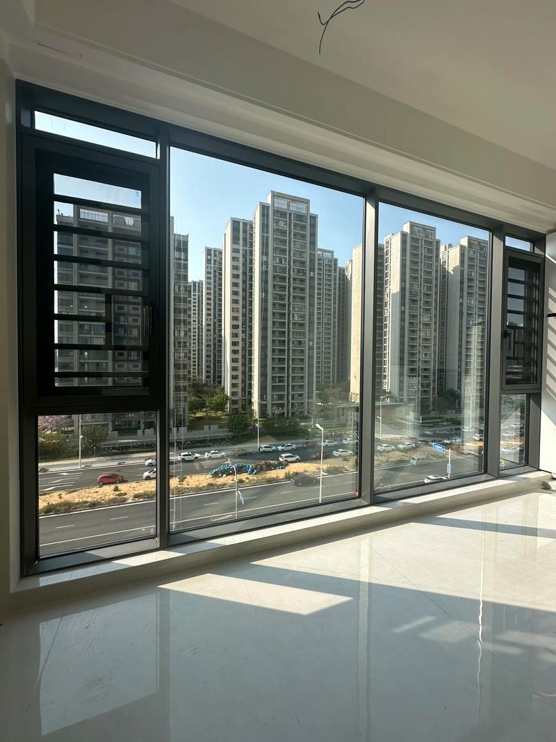 断桥铝门窗定制：建筑美学与实用性完美融合